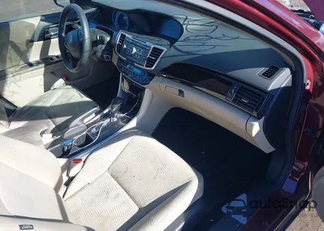 2016 Honda Accord Lx z USA, uszkodzony, nr VIN 1HGCR2F31GA039461